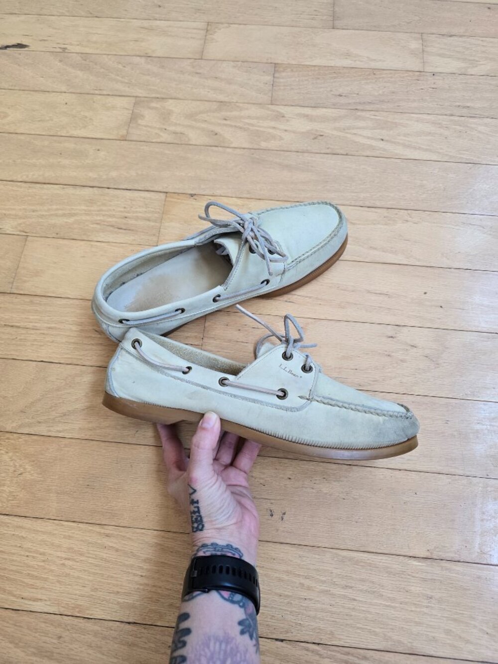 vintage 90's | L.L. Bean cream leather Vibram sole boat loafers | MENS 8.5